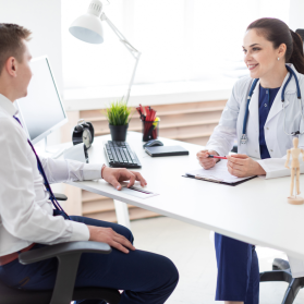Medical doctor in insurance medicine