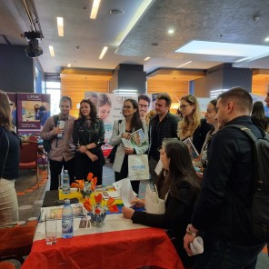 Lisa and Liliana at the Bucharest Jobfair