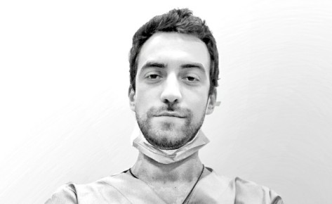 Nikos - Dentist from Greece